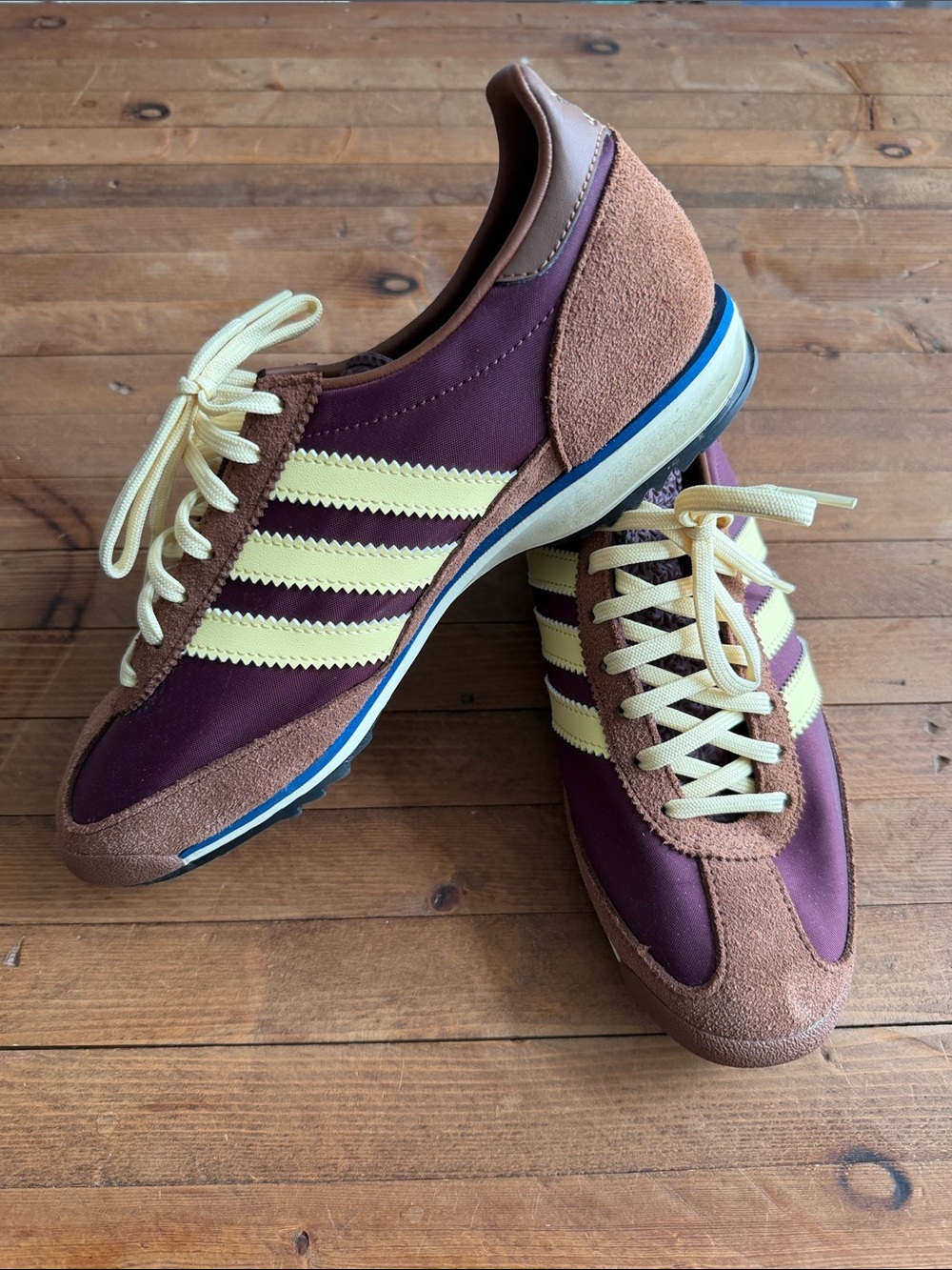 Adidas Women Retro SL 72 OG Sneakers in Maroon and Brown